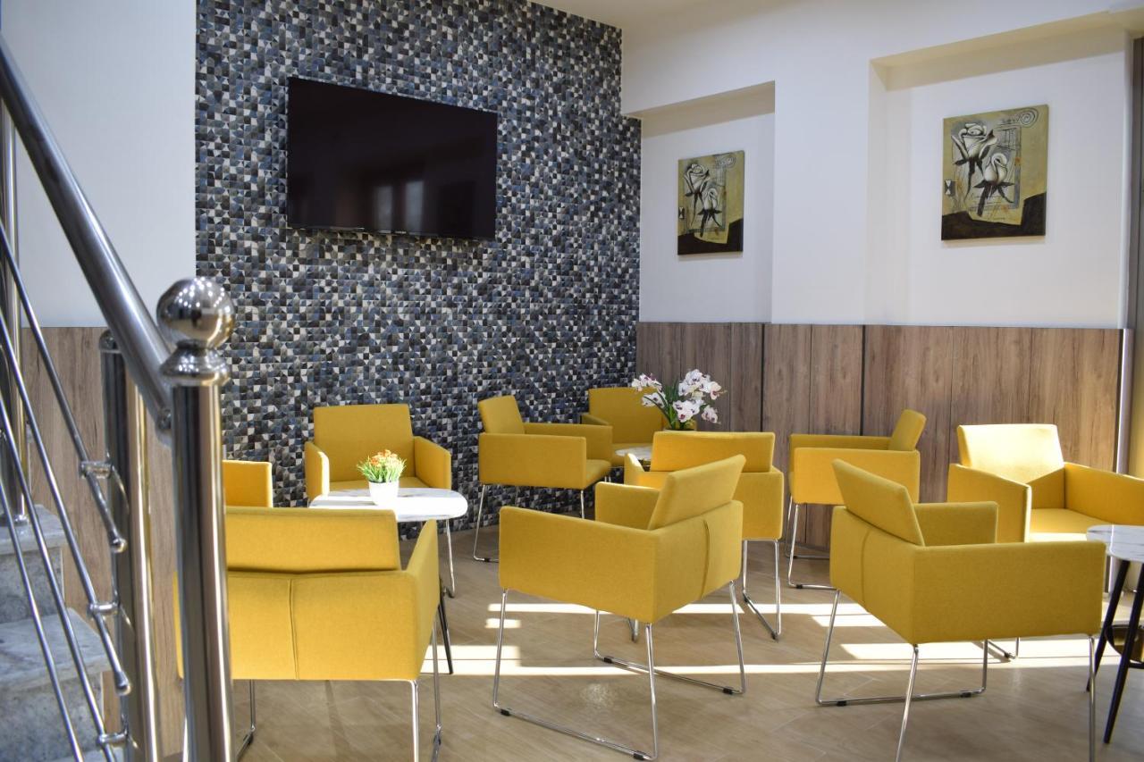 Hotel Zinou Zm الجزائر العاصمة المظهر الخارجي الصورة