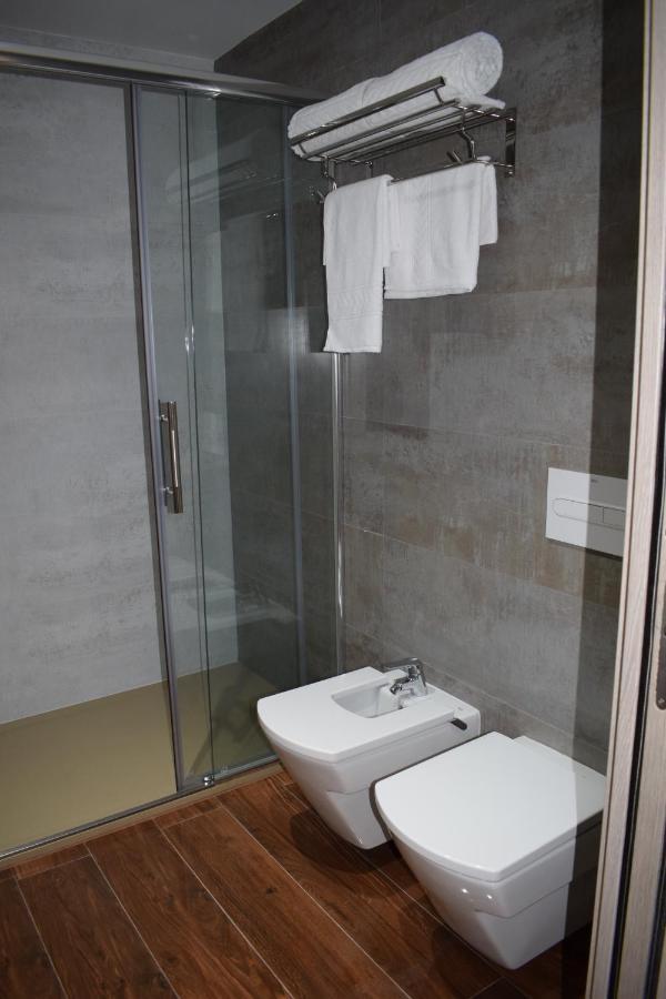 Hotel Zinou Zm الجزائر العاصمة المظهر الخارجي الصورة